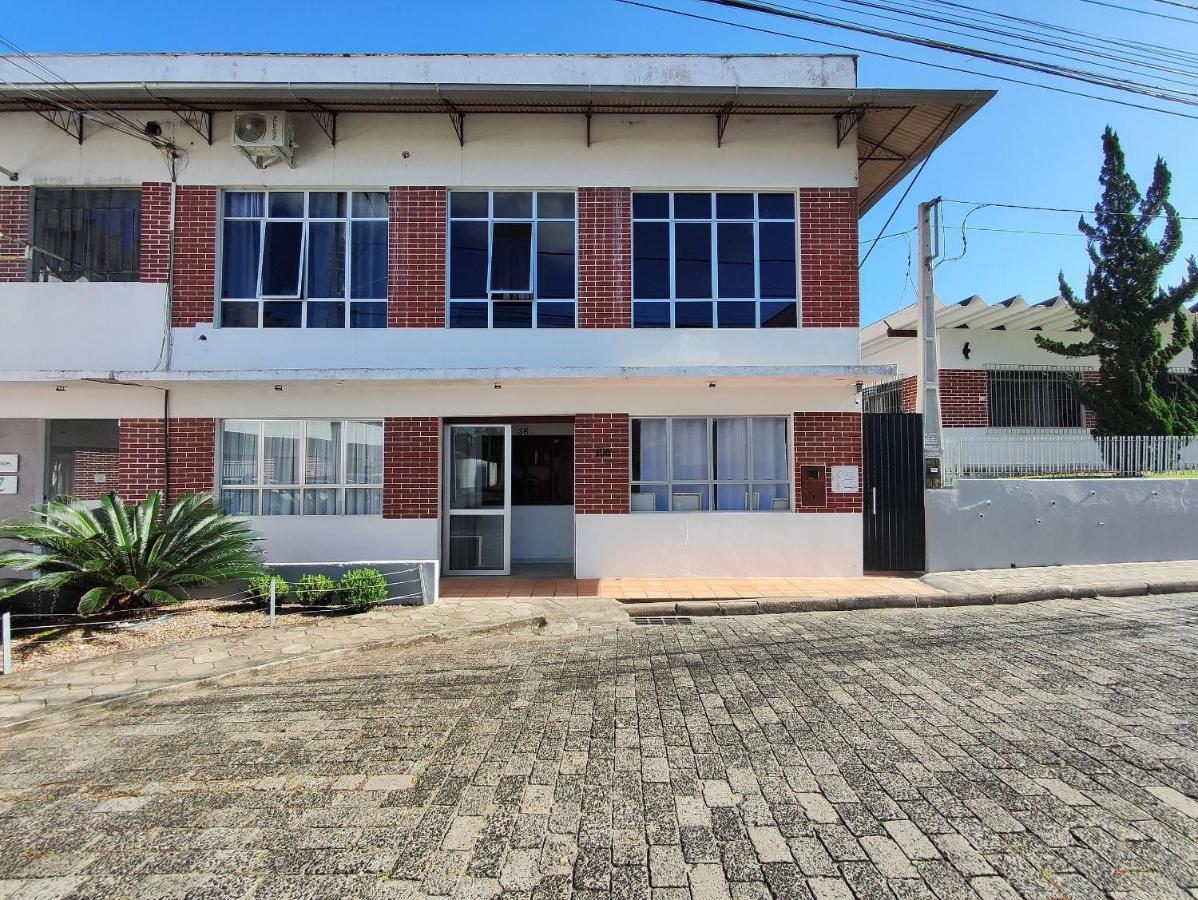 Villa Bilac - Studios Proximo A Vila Germanica Bairro Da Velha Blumenau Exteriör bild