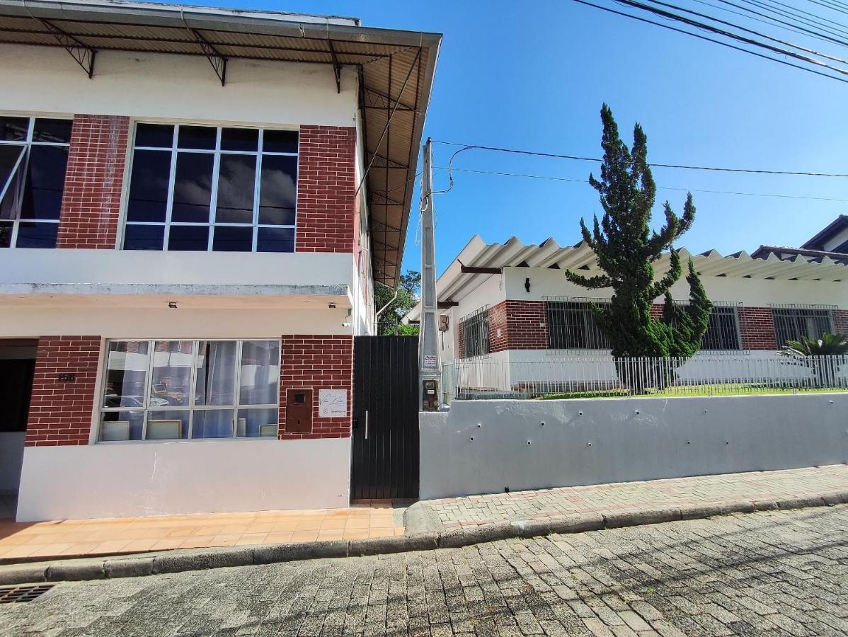 Villa Bilac - Studios Proximo A Vila Germanica Bairro Da Velha Blumenau Exteriör bild